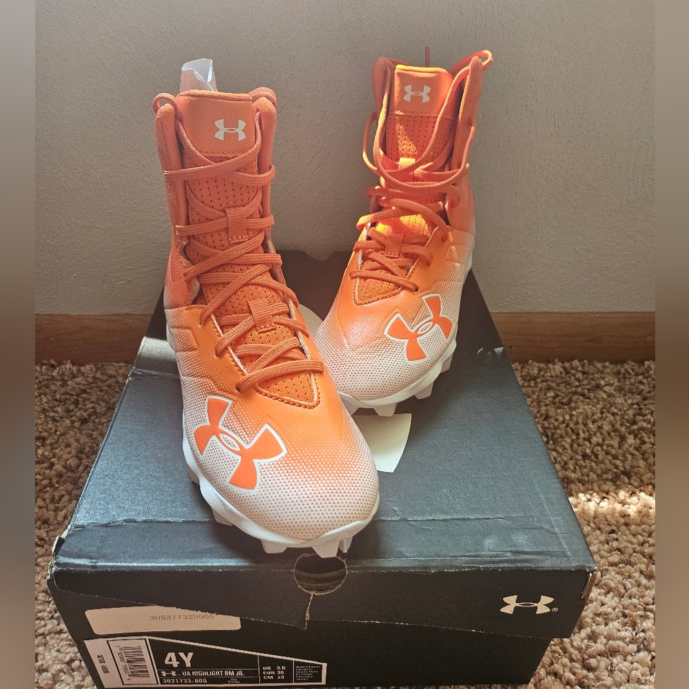 Boys Under Armour Football Cleats